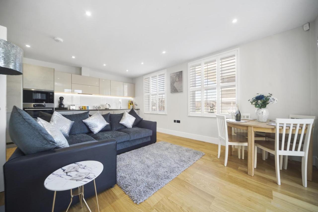 Flat 1 Bridge House Staines-upon-Thames Exterior foto