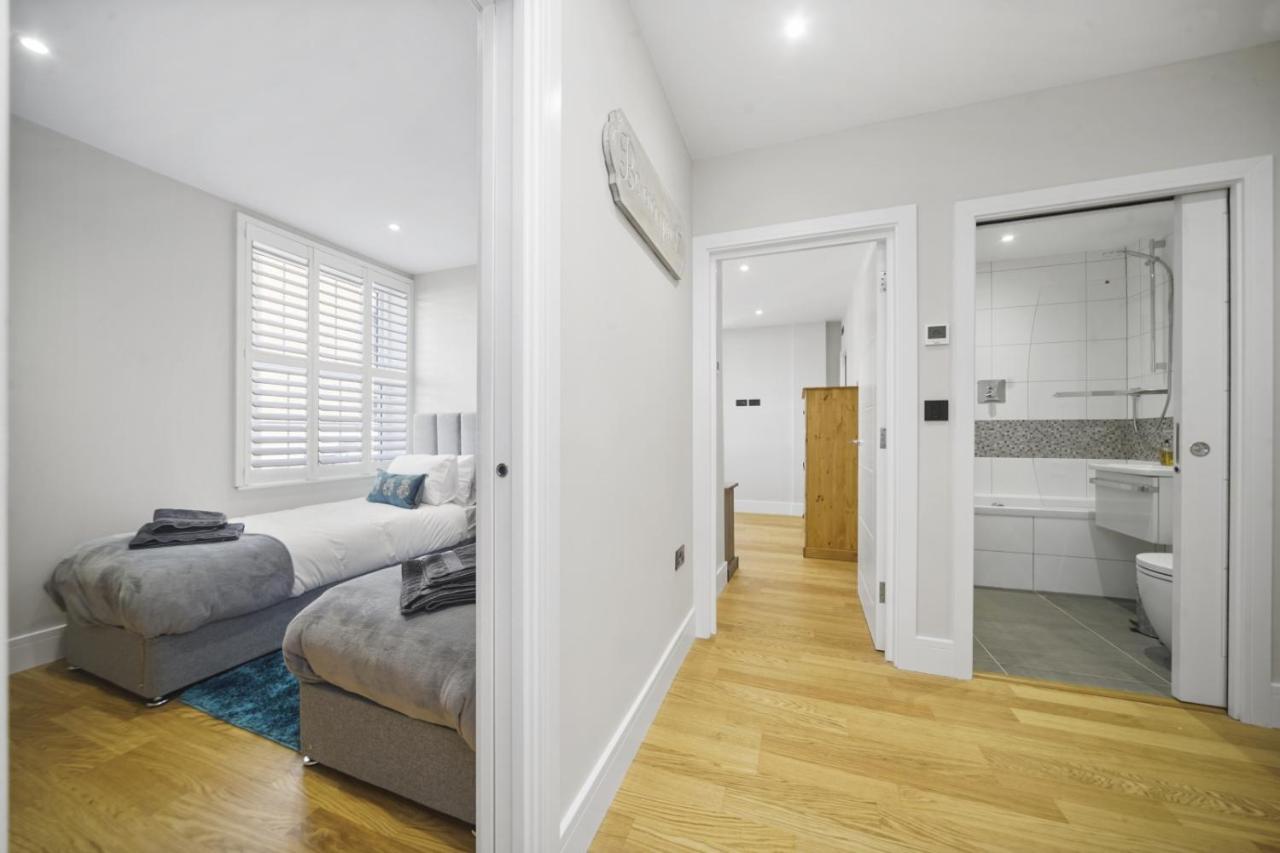 Flat 1 Bridge House Staines-upon-Thames Exterior foto